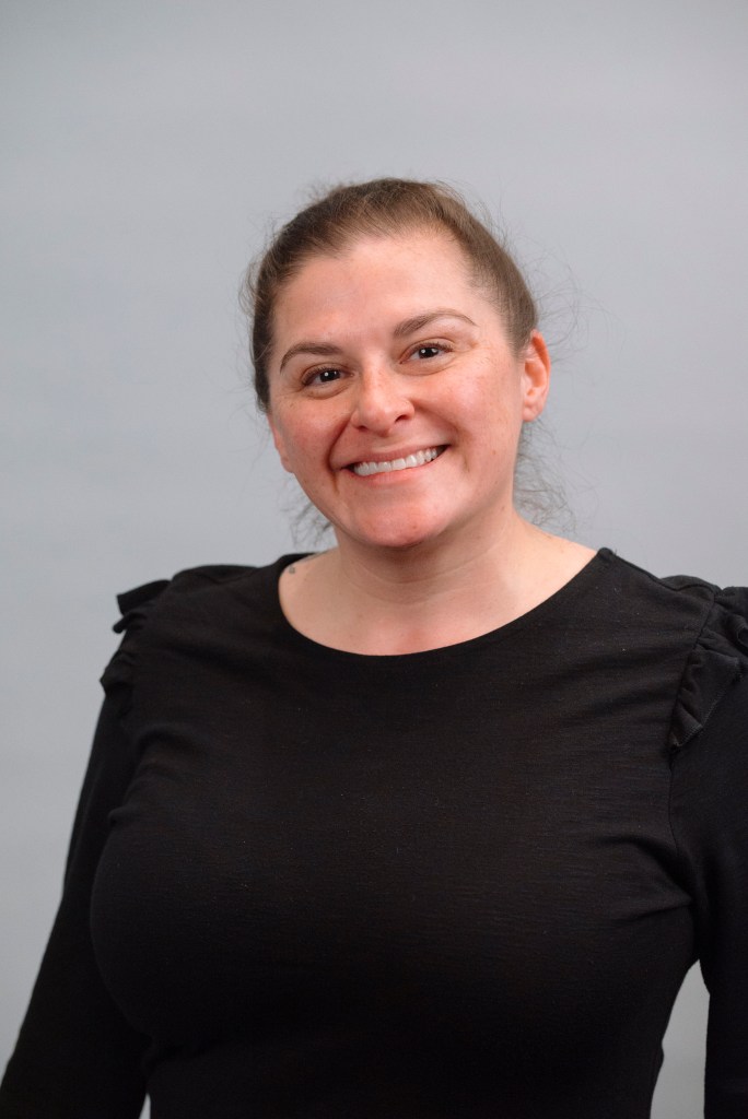 Sandi Castro headshot